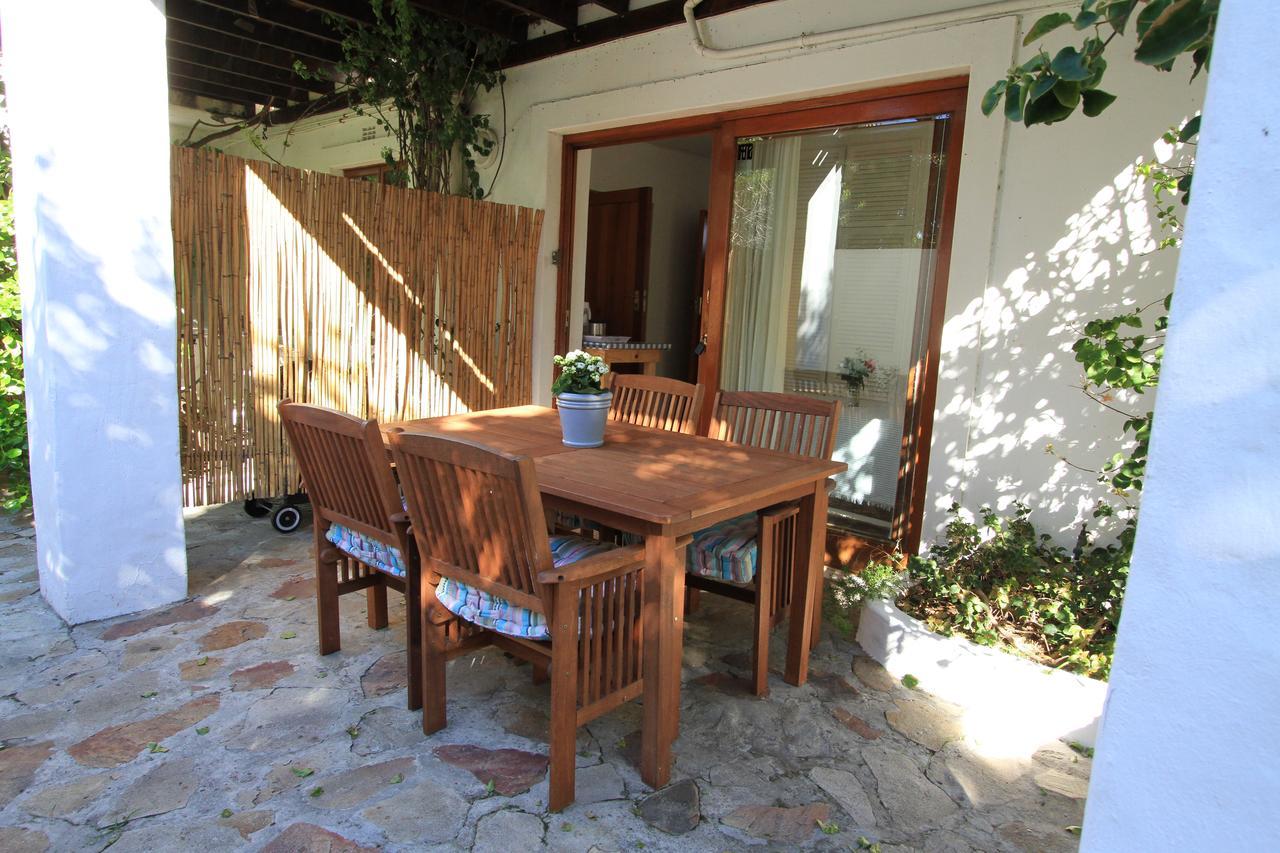 Haven Of Peace And Garden Cottage Hermanus Exterior photo